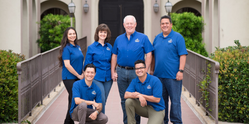 photo of Kern Key Services team.